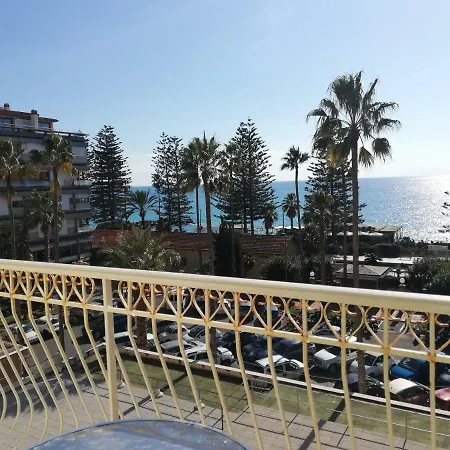 Affascinate Fronte Mare Apartment Bordighera